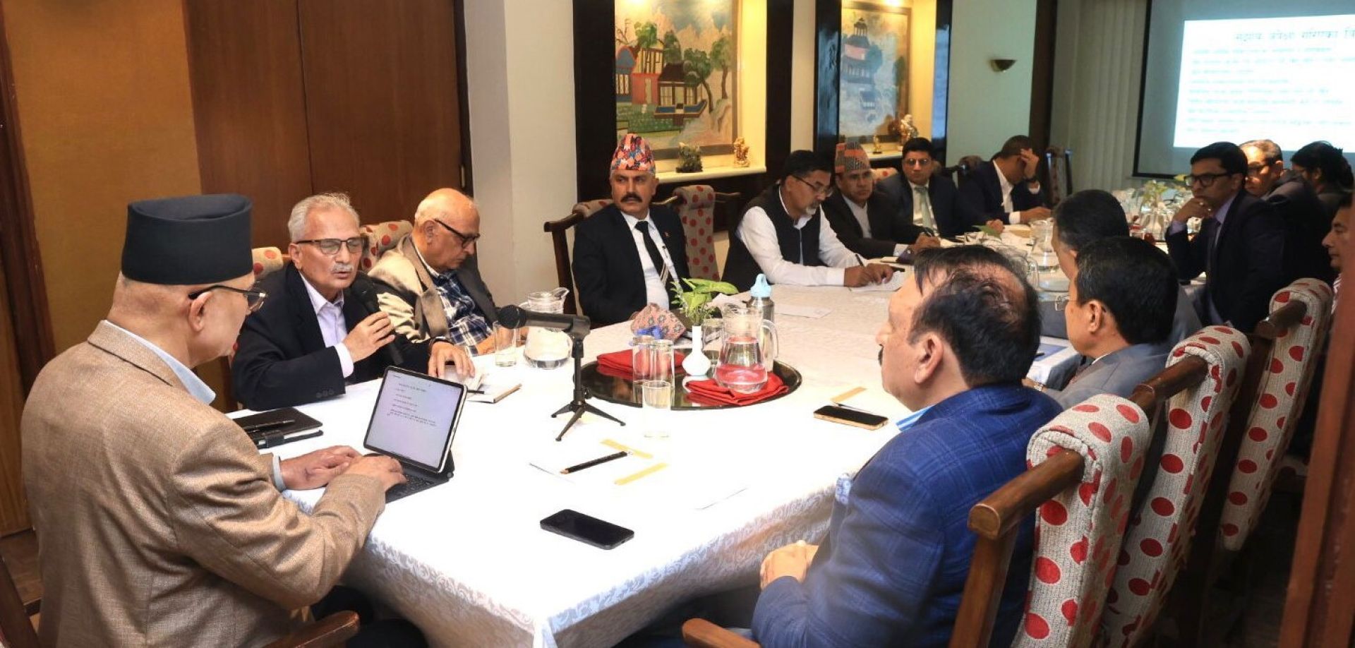 लोकप्रिय र नारामा केन्द्रित नभई व्यवहारिक बजेट ल्याउन पूर्व अर्थमन्त्रीहरुको सुझाव